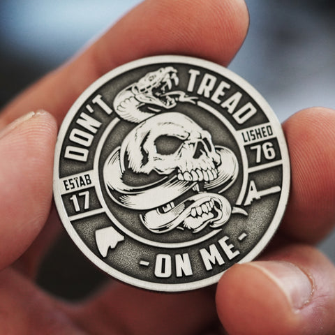 "Don't Tread on Me" Second Amendment Inspired Challenge Coin in Antique Silver